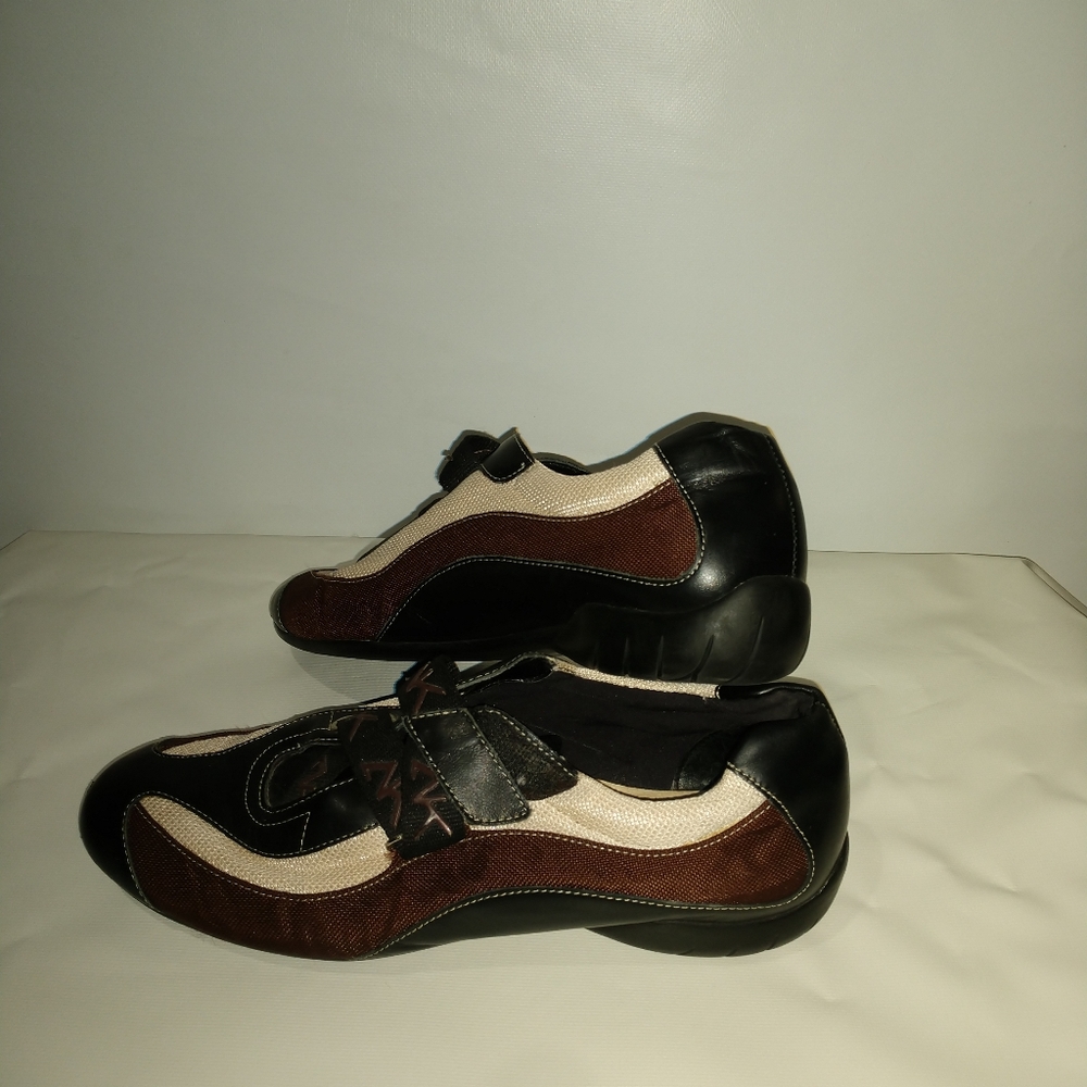 Anne Klein Womens 7m Sneakers Leather PurpleBlack